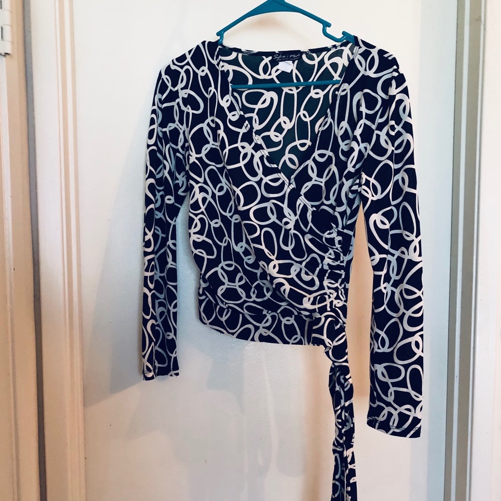 🌑cute black/white printed blouse 🌑